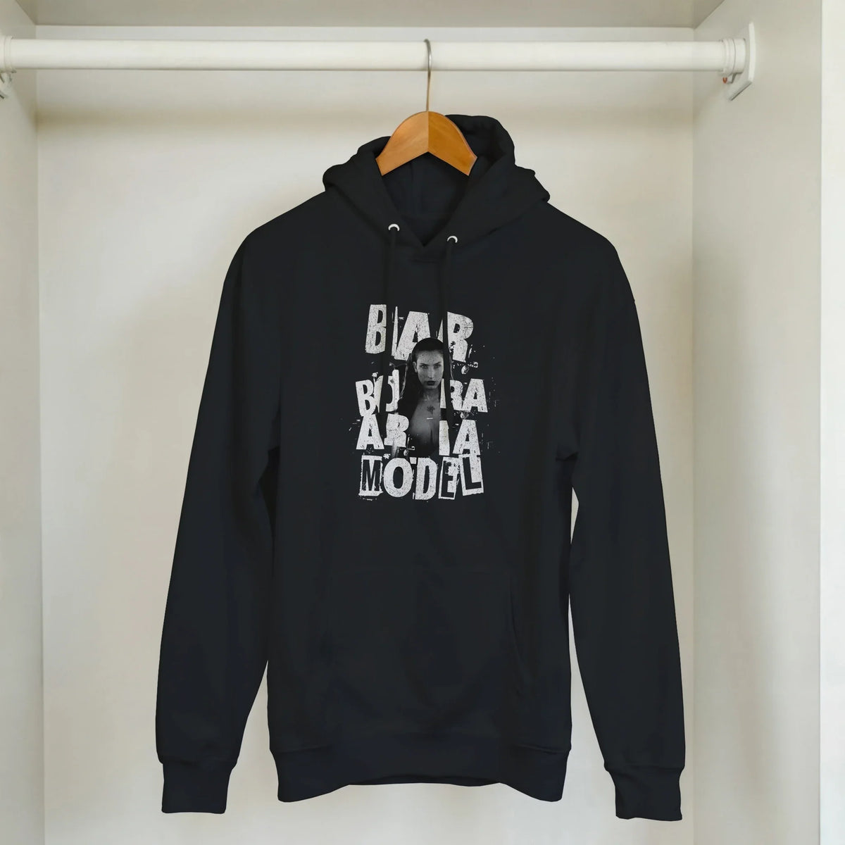 BARBORA ARIA Hoodie schwarz – PR Arts